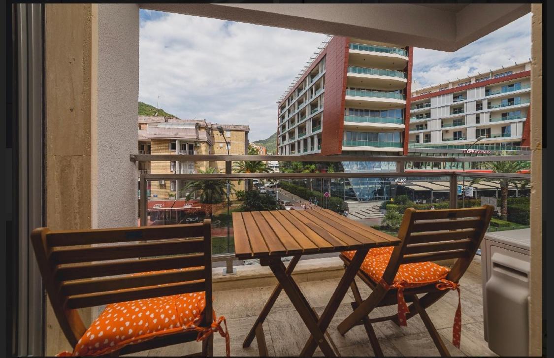 Il Gatto Lägenhet Budva Exteriör bild